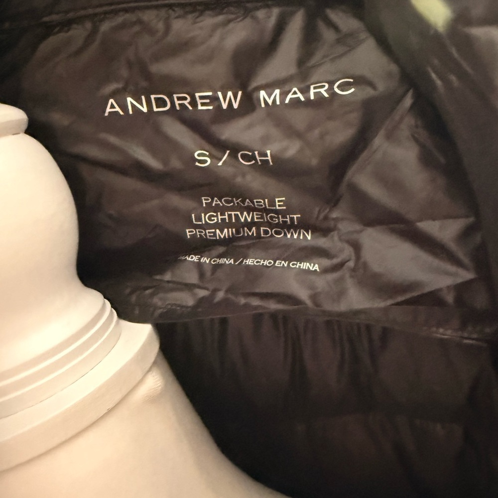Andrew Marc packable lightweight premium down puffer jacket - Picture 6 of 7